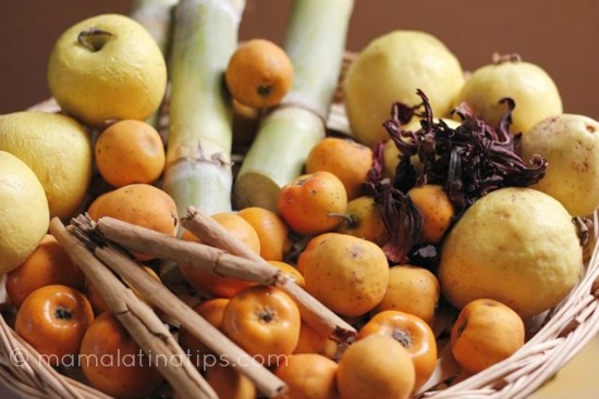 tejocotes, sugarcane, guava, cinnamon, apples and hibiscus flowers