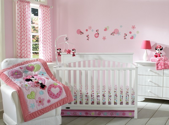 Minnie Mouse bedding