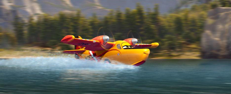 Planes: Fire & Rescue - Dipper in water