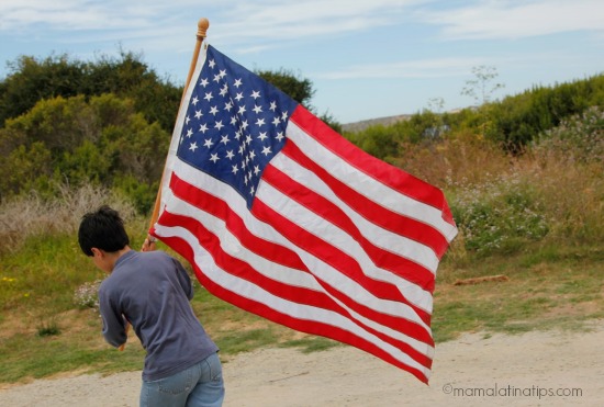 Kid with American Flag - mamalatinatips.com