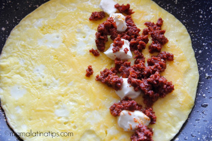 chorizo omelet with cream cheese - mamalatinatips.com