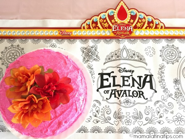 Pastel de Elena of Avalor - mamalatinatips.com