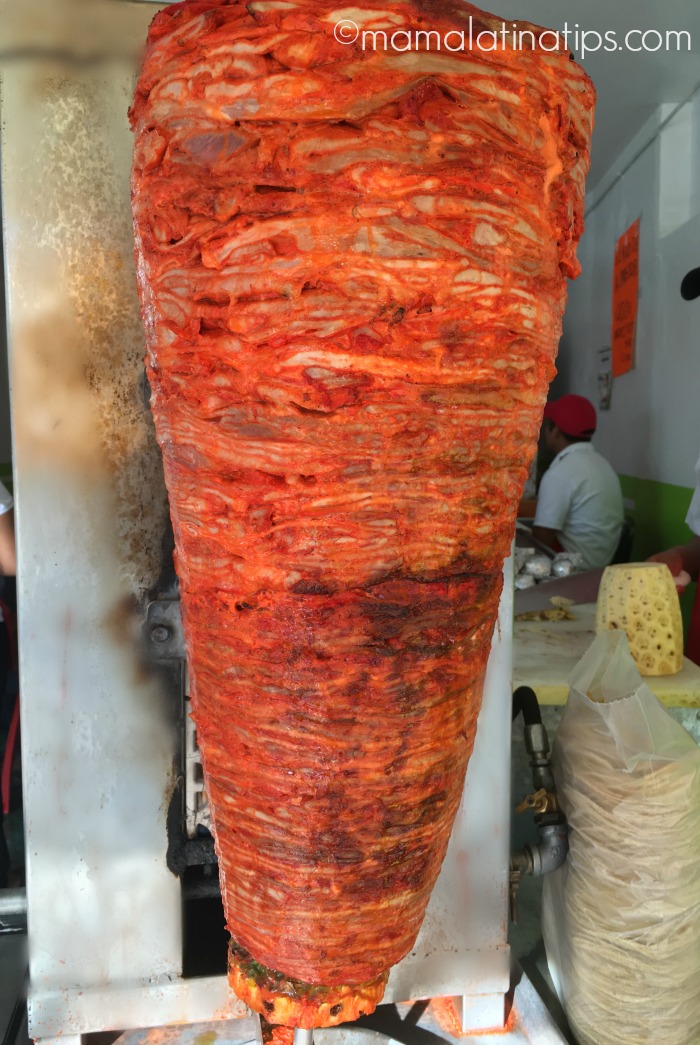 Trompo de carne al pastor. Mamalatinatips.com