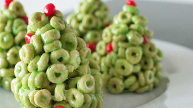 Arbolitos de Navidad de Cheerios - mamalatinatips.com