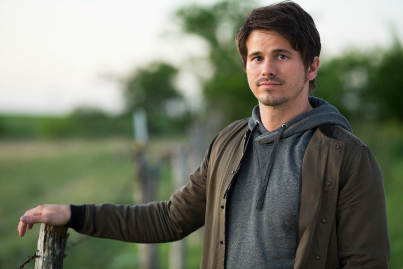 Kevin (Probably) Saves the World - Jason Ritter