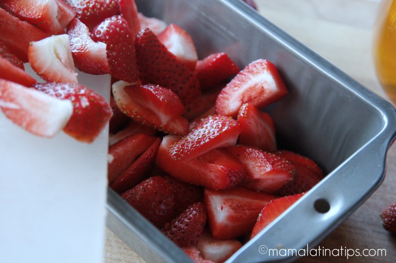 fresh strawberries quartered