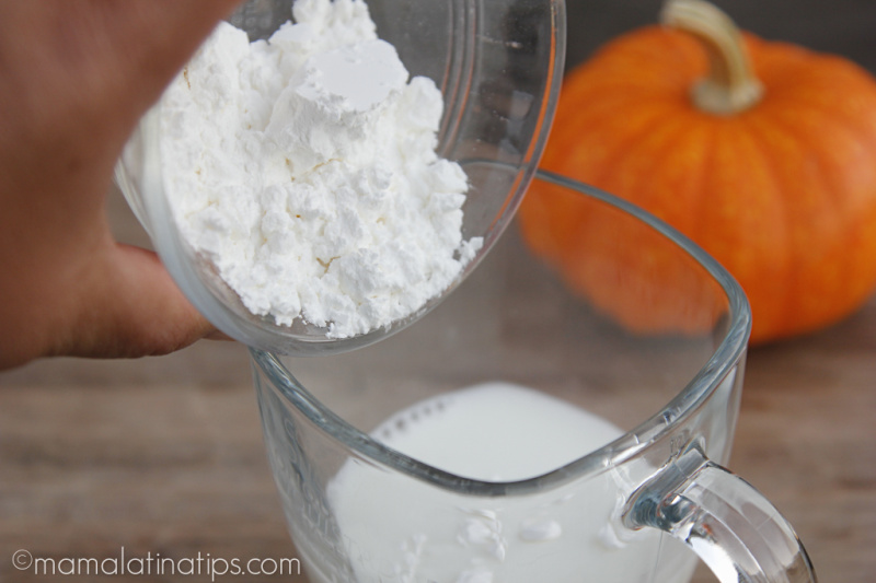 Mixing corn starch and milk