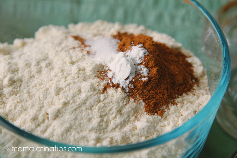 corn flour, cinnamon, baking powder and salt in a glass bowl