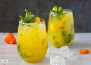 habanero mango mojito in two glasses