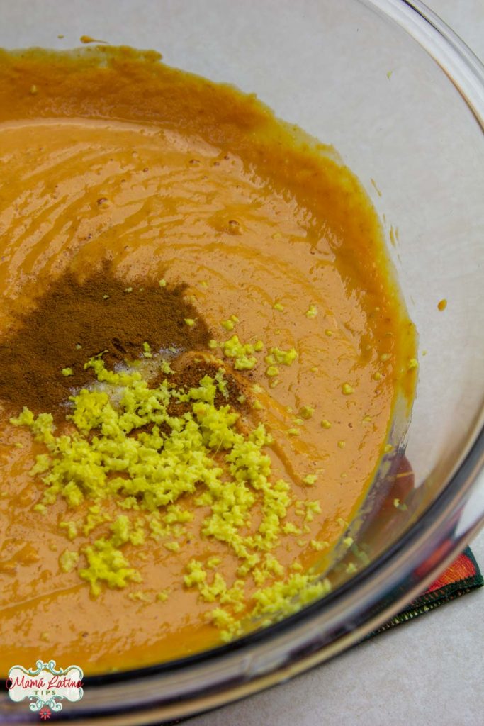 Pumpkin puree, cinnamon and freshly grated ginger