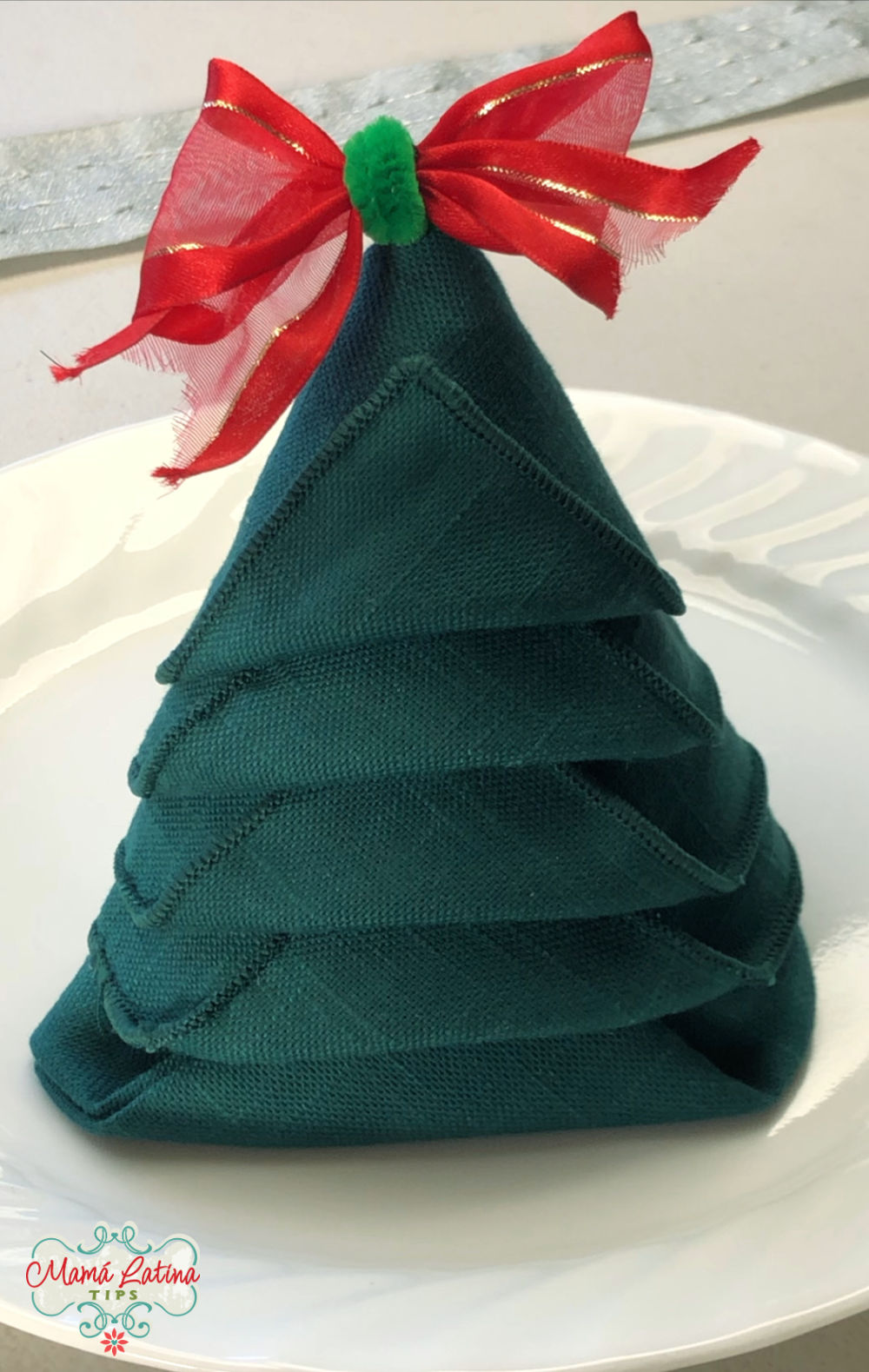 servilleta en forma de arbol de navidad