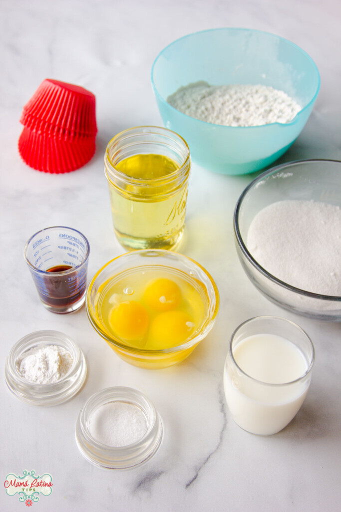 flour, oil, eggs and other ingredients to prepare mantecadas